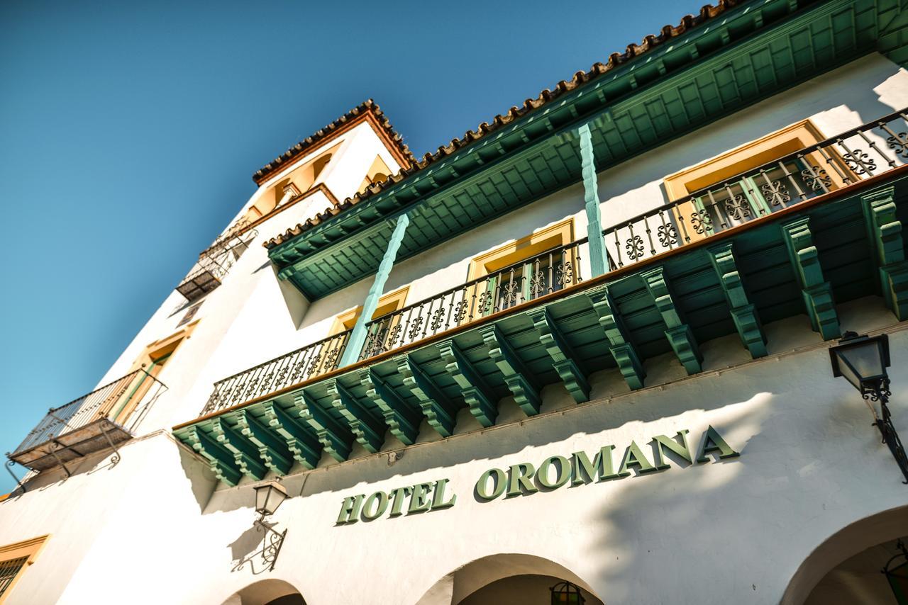 Alcalá de Guadaira Hotel Oromana מראה חיצוני תמונה