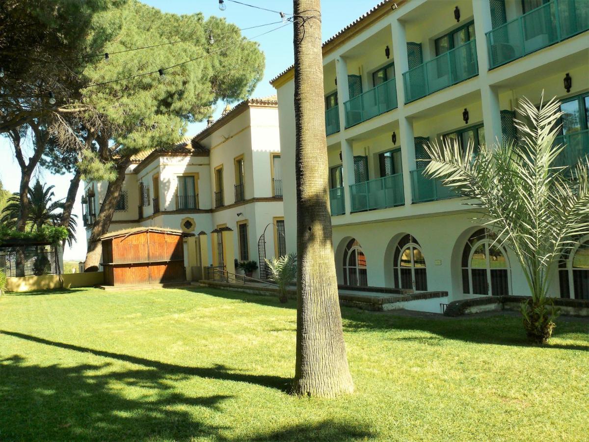 Alcalá de Guadaira Hotel Oromana מראה חיצוני תמונה